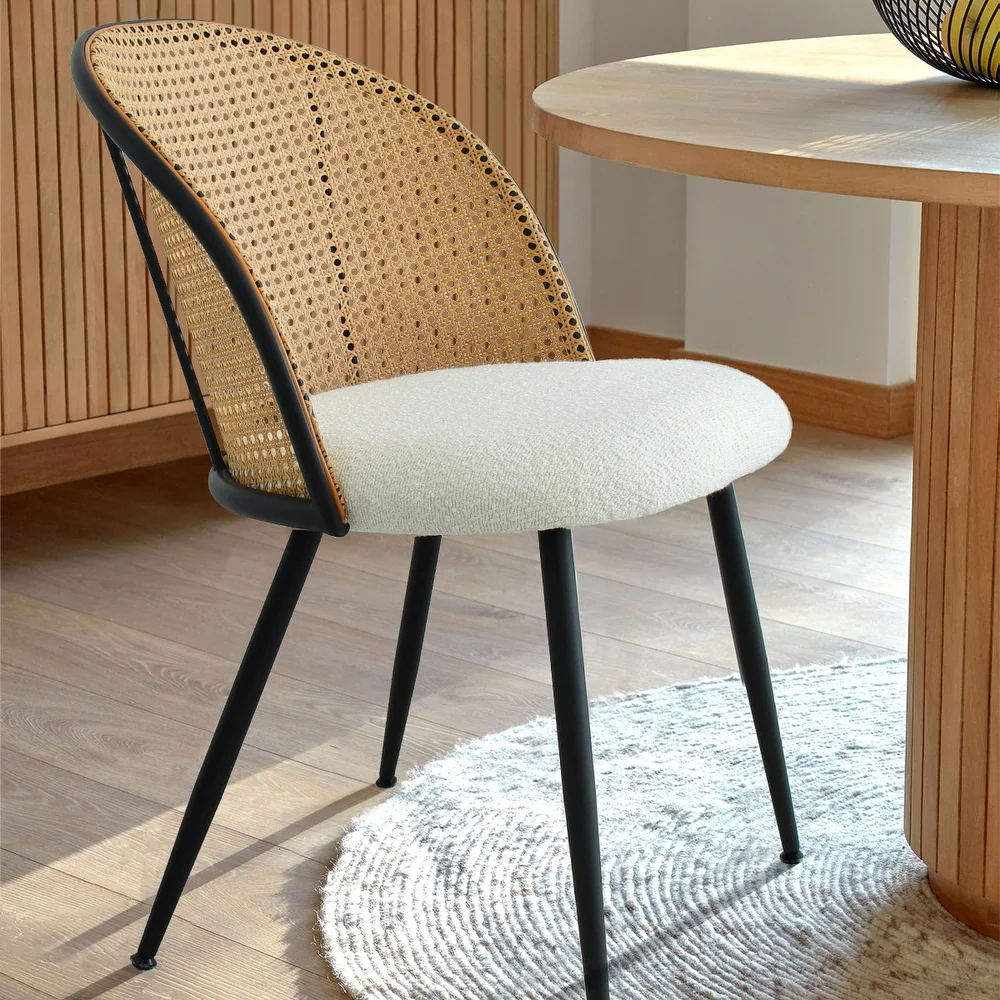 Cassia B22 – Modern Chair with Rattan Backrest