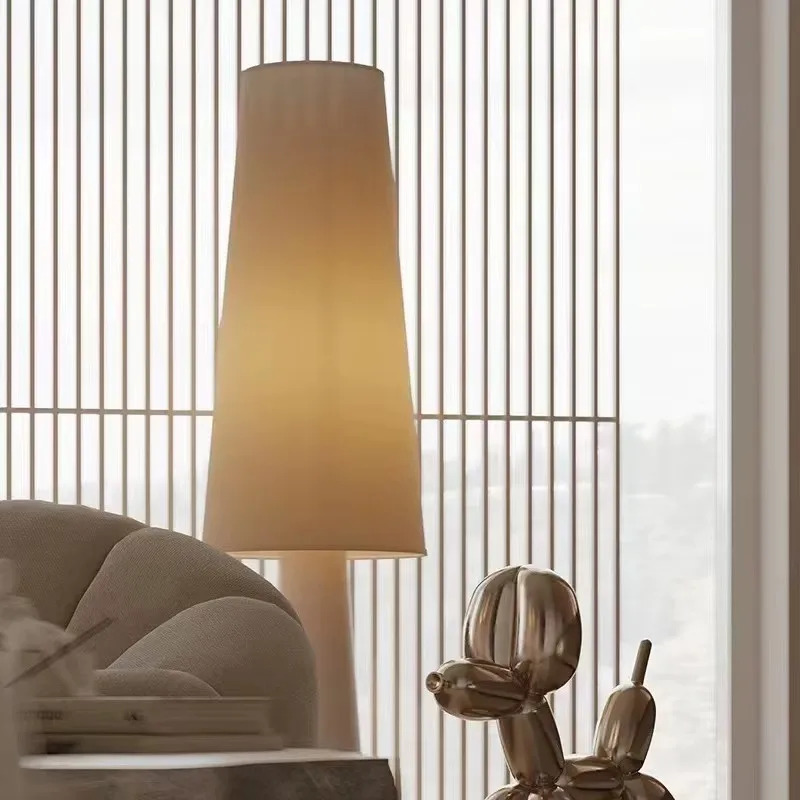 Halden Floor Lamp – Scandinavian Minimalist Design - Image 2