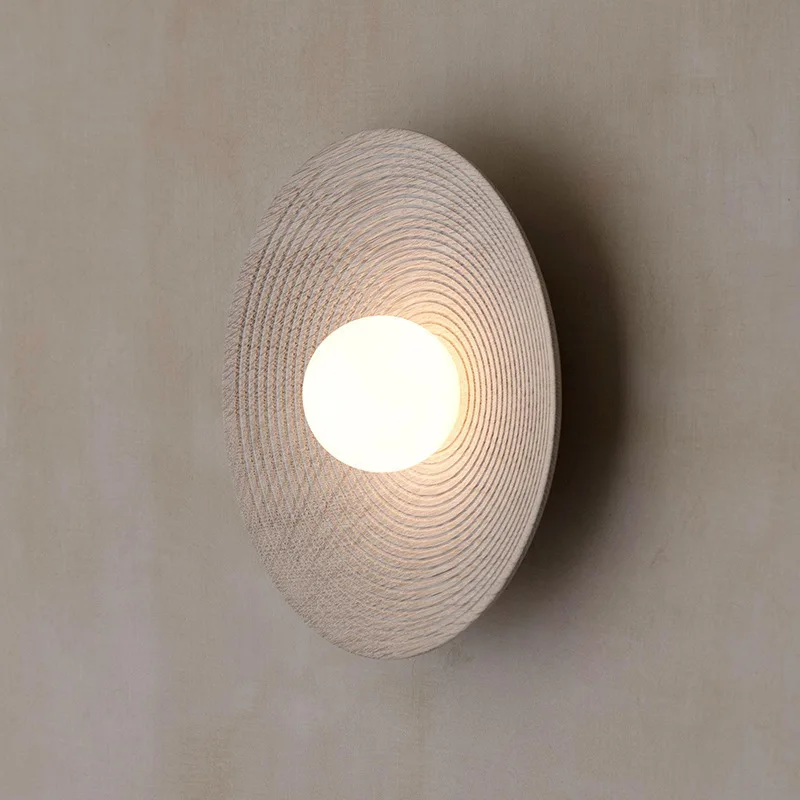 ODDA – Nordic Inspired Wall Lamp in Chestnut - Bild 5